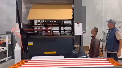 Clamshell Die Cutter